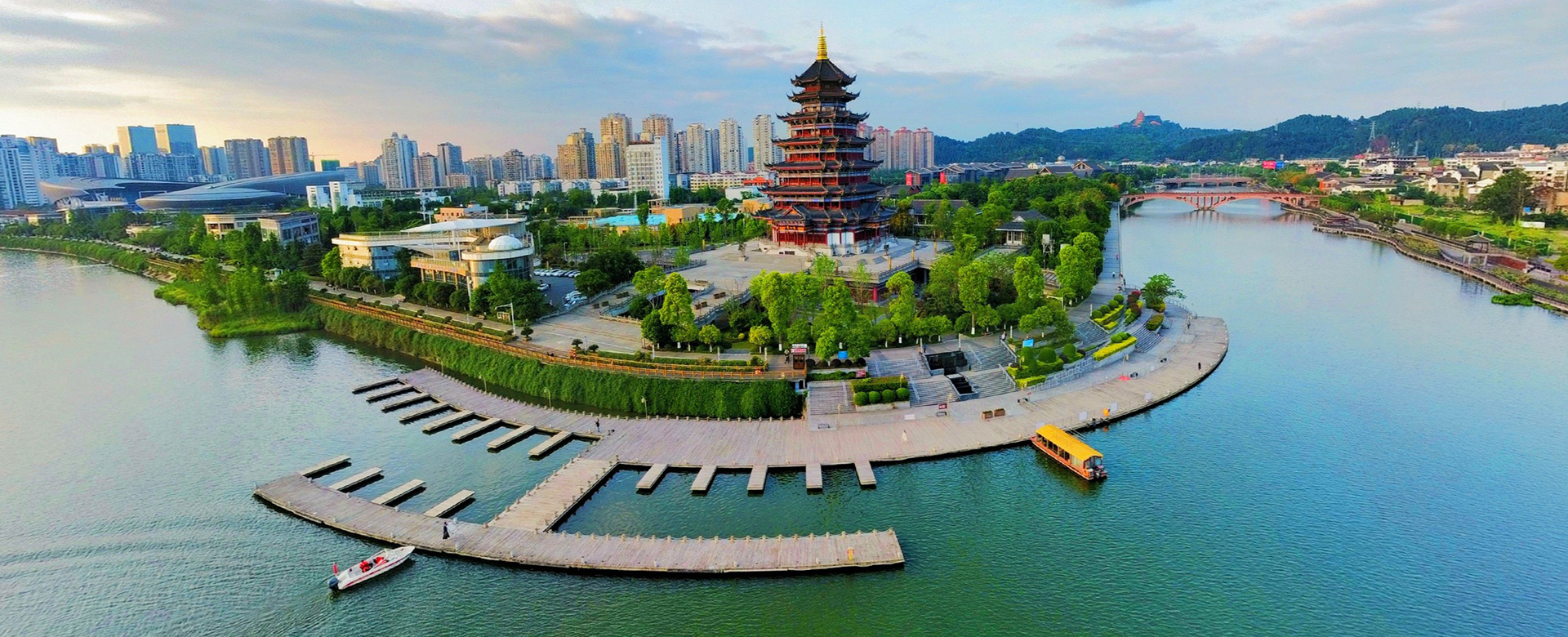 興企愛(ài)崗、志美行厲、建功立業(yè)